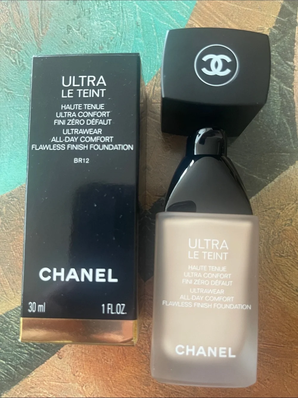 CHANEL Ultra Le Teint Foundation BR12. New